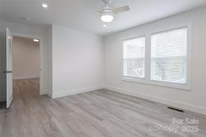 17 Sycamore Street, Asheville, NC 28804 - Photo 18