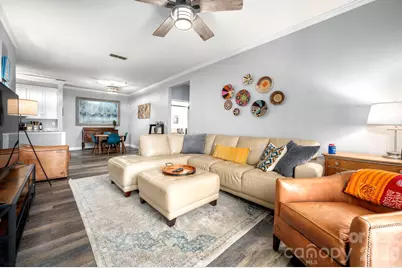 600 Vista Lake Drive #4, Candler, NC 28715 - Photo 6