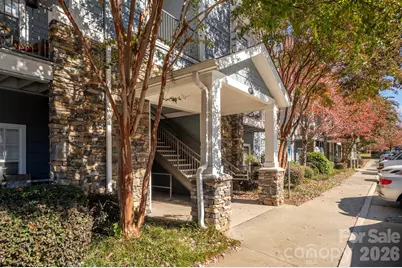 600 Vista Lake Drive #4, Candler, NC 28715 - Photo 2