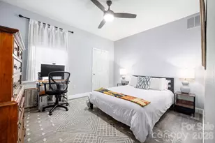 600 Vista Lake Dr, Candler, NC 28715 - Photo 10