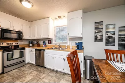 3567 Smithfield Drive NW, Conover, NC 28613 - Photo 38