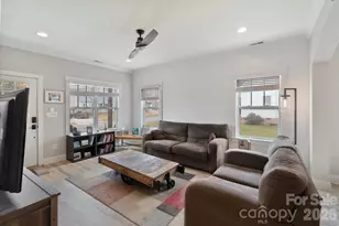 705 W 2nd Ave, Gastonia, NC 28052 - Photo 8