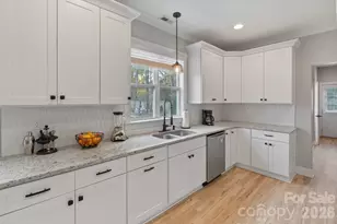 705 W 2nd Ave, Gastonia, NC 28052 - Photo 16