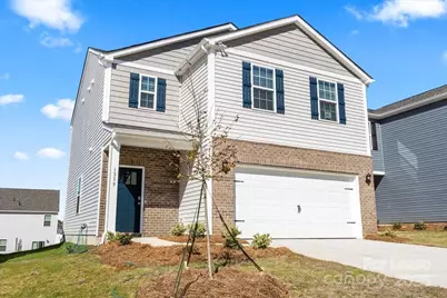 1339 37th Avenue Lane NE, Hickory, NC 28601 - Photo 2