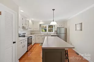 228 Raintree Dr, Hendersonville, NC 28791 - Photo 16