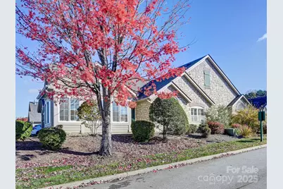 44 Braeburn Way, Flat Rock, NC 28731 - Photo 2