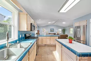 105 Goldfinch Ln, Asheville, NC 28803 - Photo 10