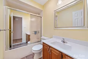 105 Goldfinch Ln, Asheville, NC 28803 - Photo 22