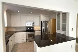 1016 Queens Rd, Charlotte, NC 28207 - Photo 2