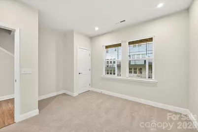 921 Archway Lane, Charlotte, NC 28217 - Photo 8