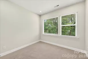 921 Archway Ln, Charlotte, NC 28217 - Photo 26