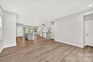 921 Archway Ln, Charlotte, NC 28217 - Photo 12