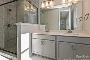 921 Archway Ln, Charlotte, NC 28217 - Photo 12