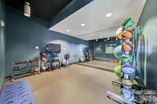 210 N Church St, Charlotte, NC 28202 - Photo 28