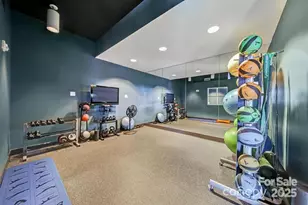 210 N Church St, Charlotte, NC 28202 - Photo 28