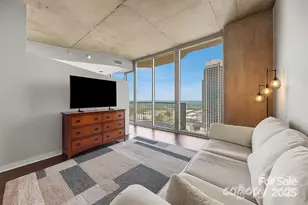 210 N Church St, Charlotte, NC 28202 - Photo 10