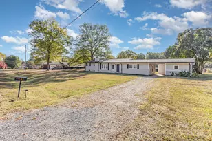 41 Fleetwood Dr SW, Concord, NC 28027 - Photo 2