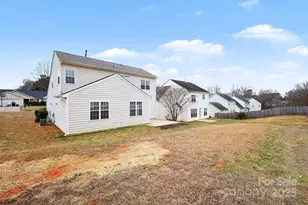 11935 Misty Pine Ct, Charlotte, NC 28215 - Photo 6