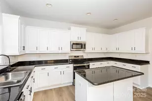 2011 Terrapin St, Indian Trail, NC 28079 - Photo 6