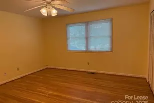 627 Cherry St, Statesville, NC 28677 - Photo 8