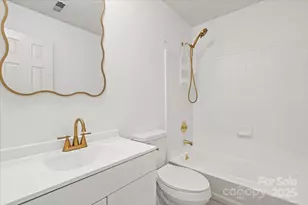 7101 Milhof Ct, Charlotte, NC 28269 - Photo 34