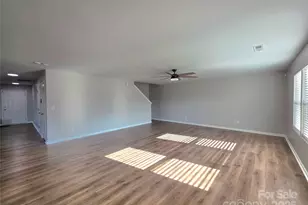 1047 Mackey Ct, Gastonia, NC 28056 - Photo 4