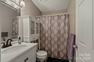 489 14th Ave Dr NE, Hickory, NC 28601 - Photo 28