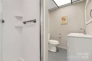 44 Tuttle Rd, Hendersonville, NC 28792 - Photo 34