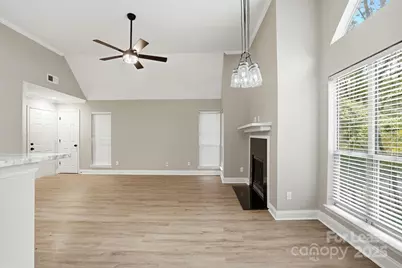 2500 Cranbrook Lane #11, Charlotte, NC 28207 - Photo 8