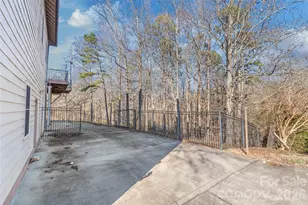 424 Rollingbrook Rd, Kings Mountain, NC 28086 - Photo 40