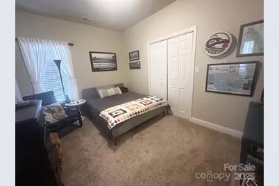 1350 21st Avenue NE, Hickory, NC 28601 - Photo 24