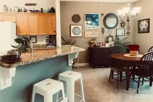 1350 21st Ave NE, Hickory, NC 28601 - Photo 10