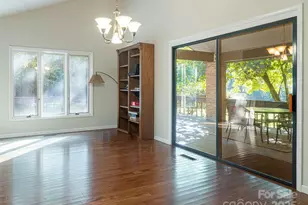 412 W Browning Rd, Hendersonville, NC 28791 - Photo 16