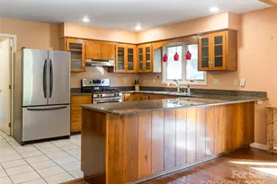 412 W Browning Rd, Hendersonville, NC 28791 - Photo 20