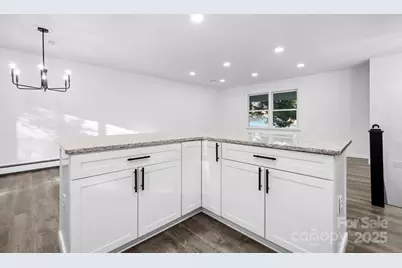 1185 10th Street Place Circle NW, Hickory, NC 28601 - Photo 10