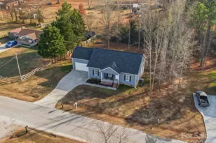 727 Funderburke Rd, Fort Lawn, SC 29714 - Photo 34