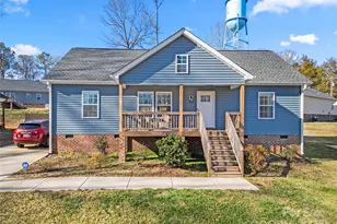 131 Lowry Row, York, SC 29745 - Photo 2