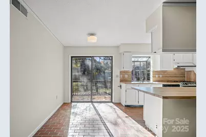 331 Meadowbrook Road, Charlotte, NC 28211 - Photo 8