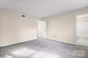 331 Meadowbrook Rd, Charlotte, NC 28211 - Photo 14