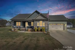 2238 Mintew Cir, Lincolnton, NC 28092 - Photo 2