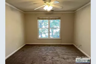 6329 Elderslie Drive, Charlotte, NC 28269 - Photo 16