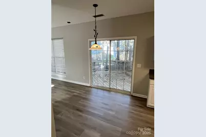 6329 Elderslie Drive, Charlotte, NC 28269 - Photo 10