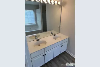 6329 Elderslie Drive, Charlotte, NC 28269 - Photo 18