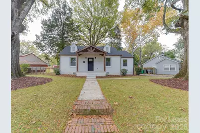 2721 Mayflower Road, Charlotte, NC 28208 - Photo 1