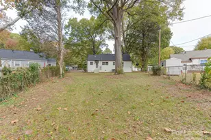 2721 Mayflower Rd, Charlotte, NC 28208 - Photo 36