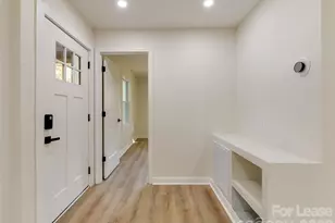 2721 Mayflower Rd, Charlotte, NC 28208 - Photo 6