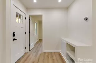 2721 Mayflower Rd, Charlotte, NC 28208 - Photo 6