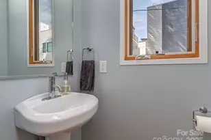 915 Westbrook Dr, Charlotte, NC 28202 - Photo 12