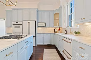 4016 Nettie Ct, Charlotte, NC 28211 - Photo 16