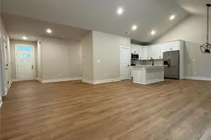 405 Scarlett Oak Ct NE, Lenoir, NC 28605 - Photo 8